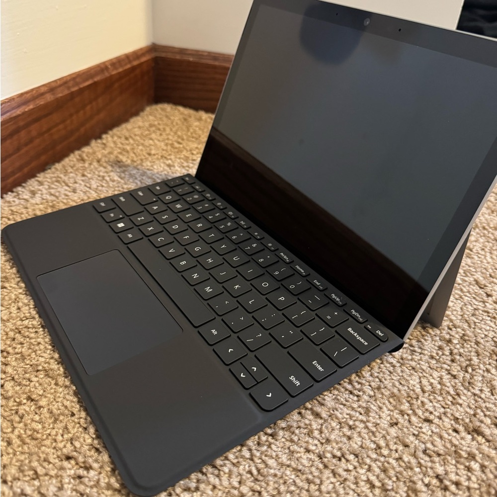 Brand new Surface Go 3